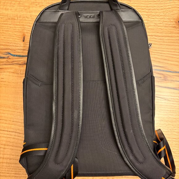 TUMI | McLaren Velocity Backpack – Black/Orange – Great Condition - Picture 7 of 10